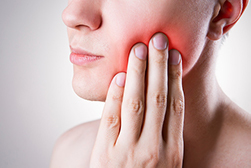 What Signs Indicate a Tooth Infection?